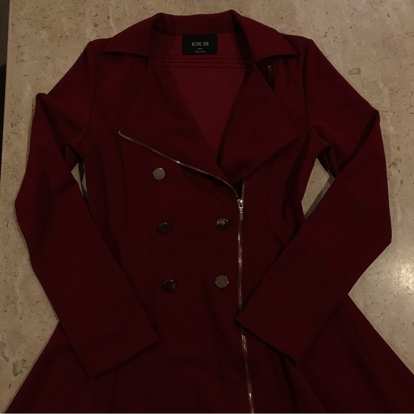 Active USA Red Polyester Peacoat Jacket - Picture 2 of 7
